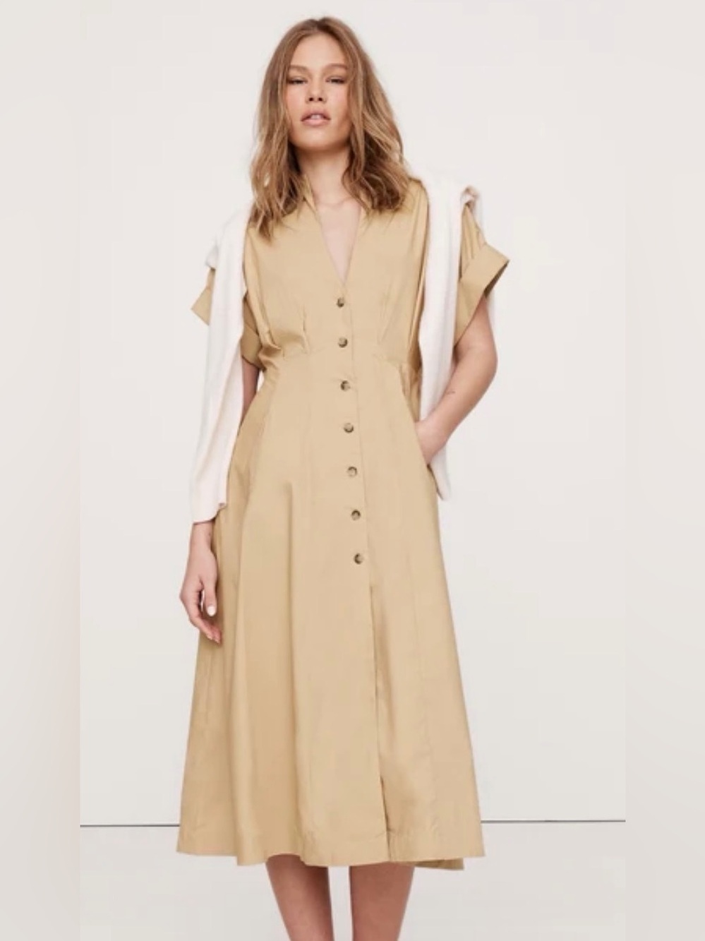 Banana Republic Button-Front Midi Dress in Sandstone Women’s size 6